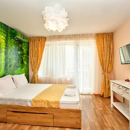 Апартаменты Aurora Oasis - Ac & Lift In Vibrant Downtown By Flat Mаnager *